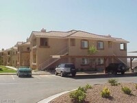 Building Photo - 1050 E Cactus Ave