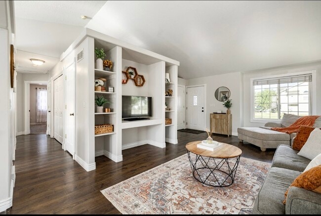 Building Photo - 7544 S 2020 E