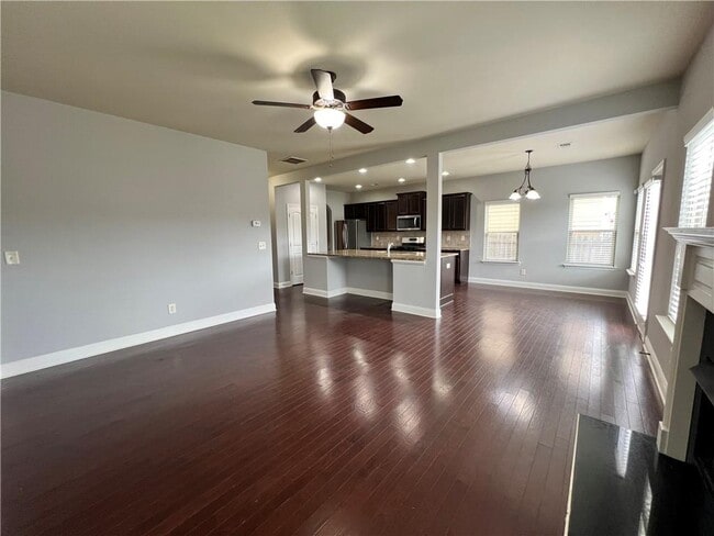 Building Photo - 3522 Fallen Oak Dr