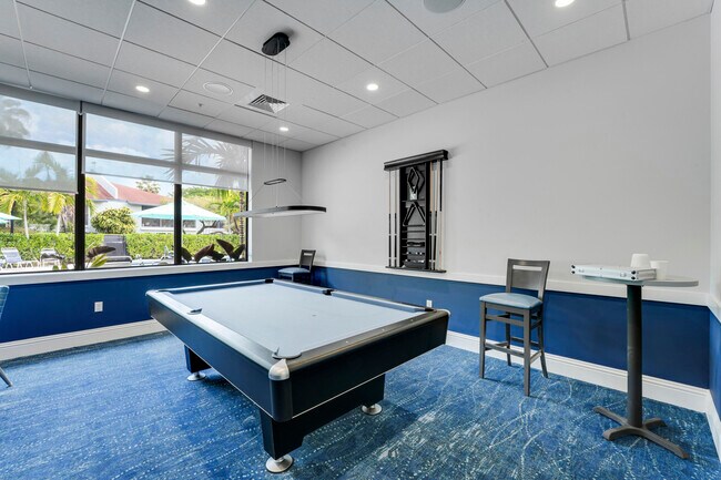 Building Photo - 14849 Cumberland Dr