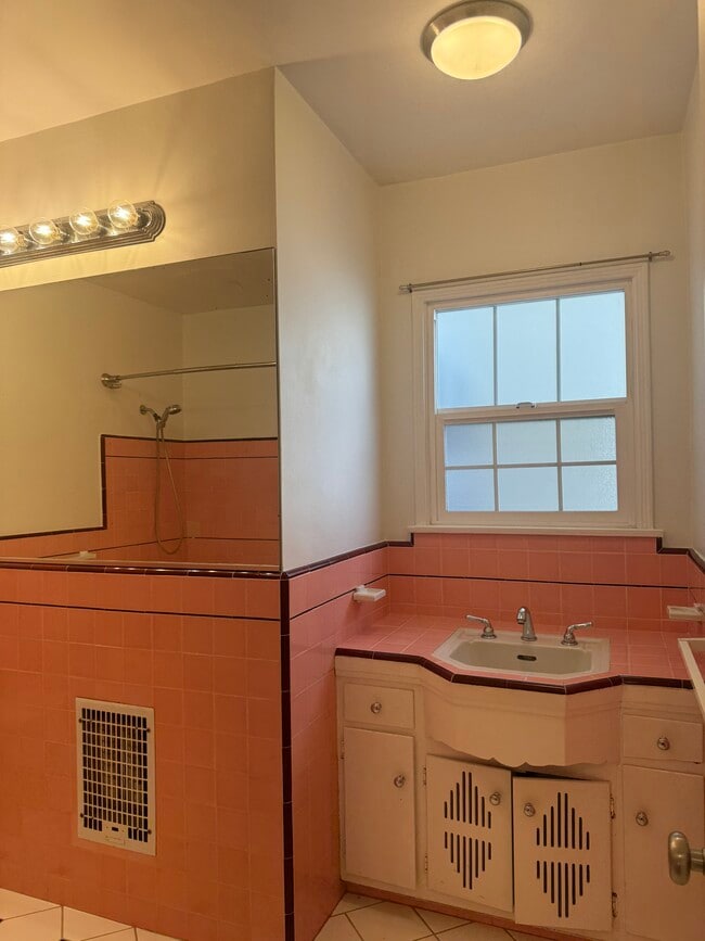 Retro tile bathroom with sink/vanity - 8618 McConnell Ave