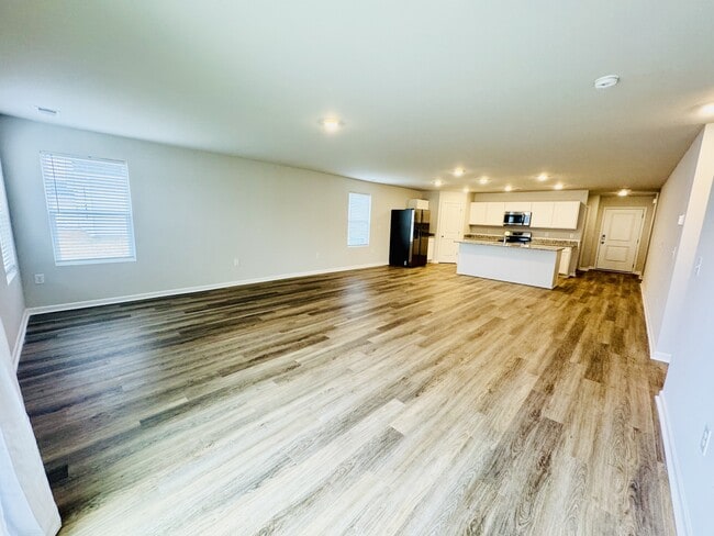 Building Photo - 1024 Kinness Dr