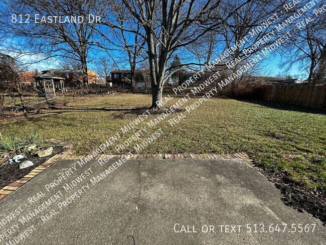 Building Photo - 812 Eastland Dr