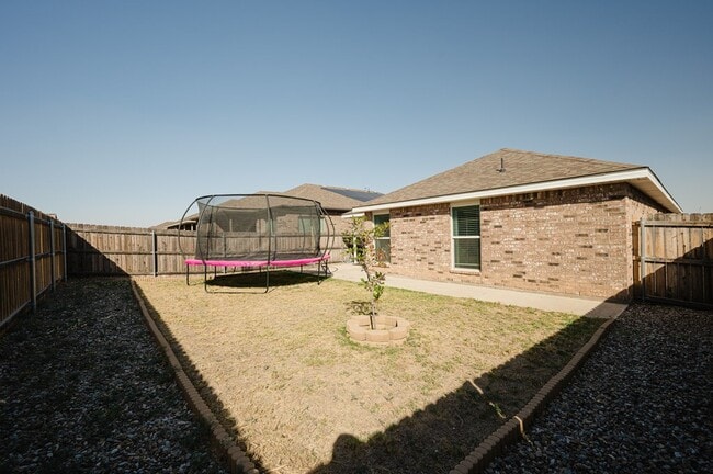 Building Photo - 9007 Antelope Ave