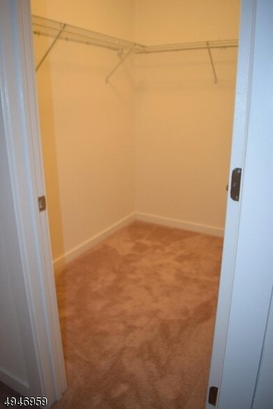Building Photo - 229 Parkview Ln
