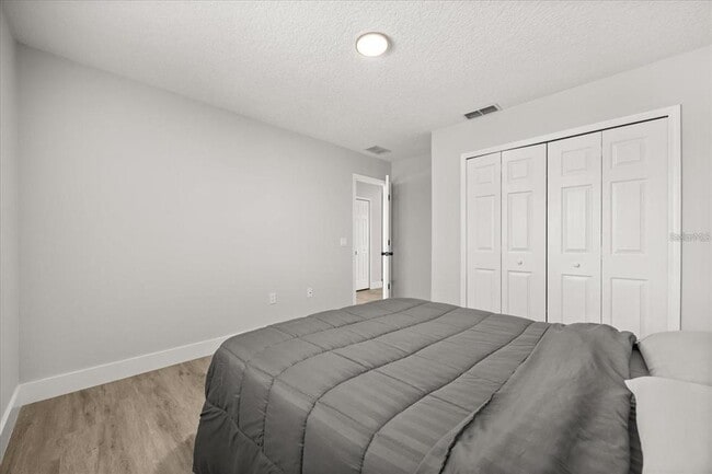 Building Photo - 724 Tahiti Dr