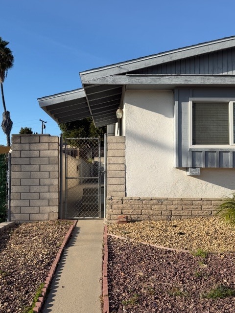 Building Photo - 6322 Clyde Ave