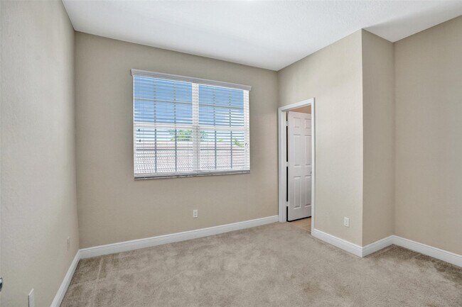 Building Photo - 11960 SW 27th Ct