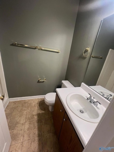 Building Photo - 111 Bentworth Ln