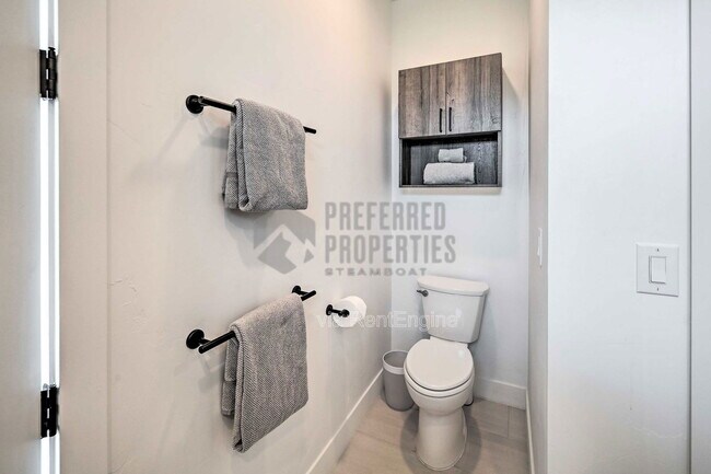 Building Photo - 30610 Boot Ct