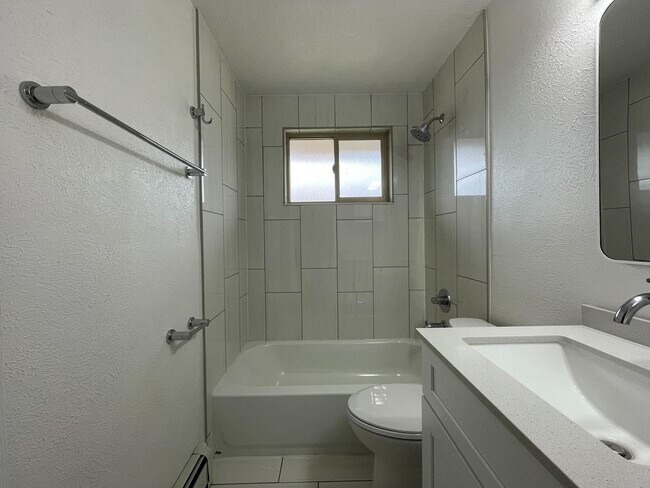 Building Photo - 770 Vrain St