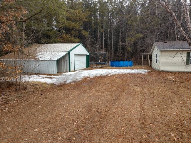 Building Photo - Princeton 3bd2ba with pole building garage...