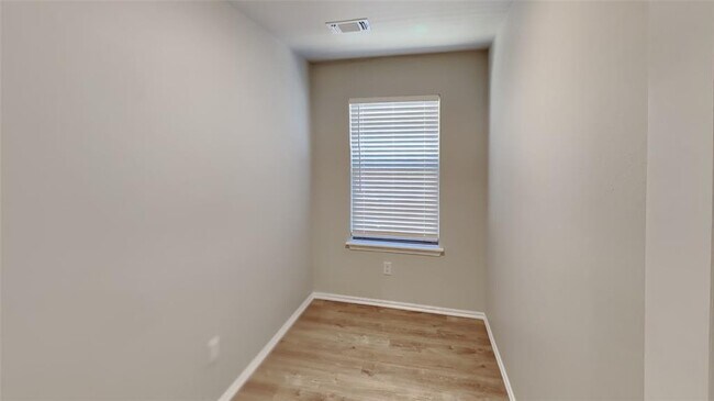 Building Photo - 9017 NW 127th St