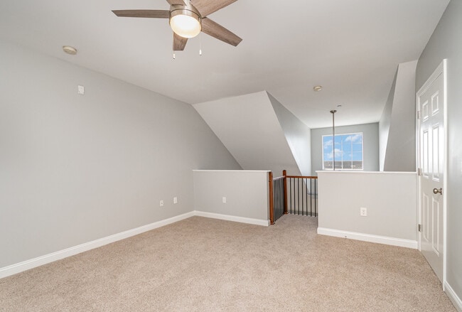 Building Photo - 360 S Elm St