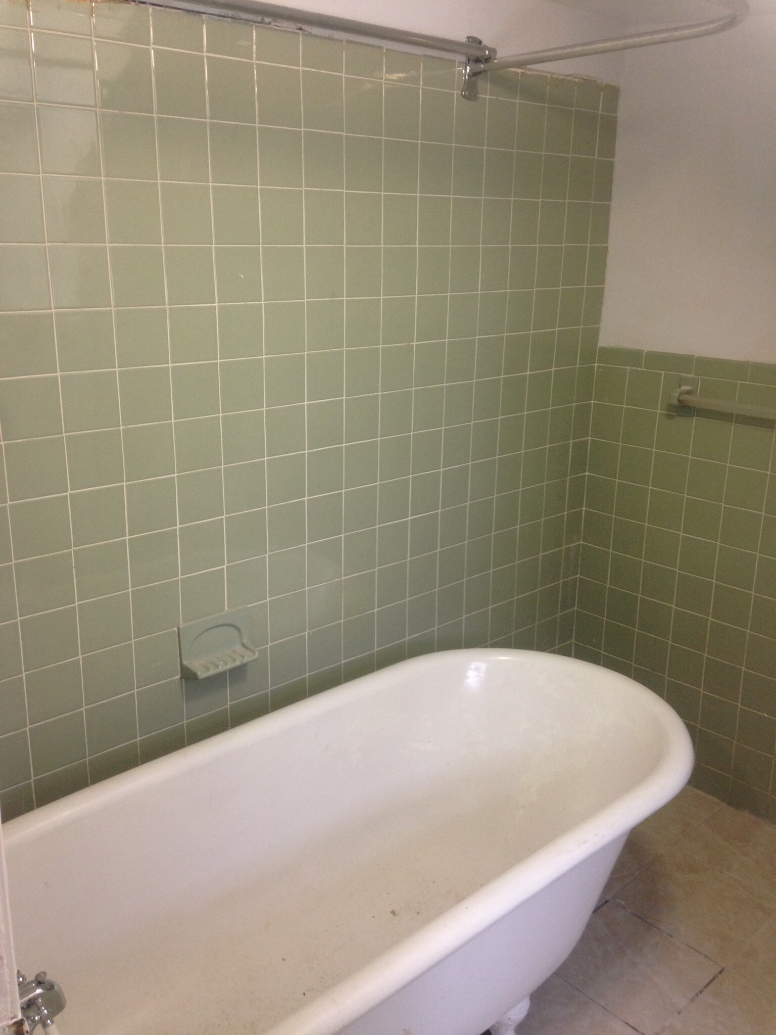 Bathroom - 3204 22nd St NE
