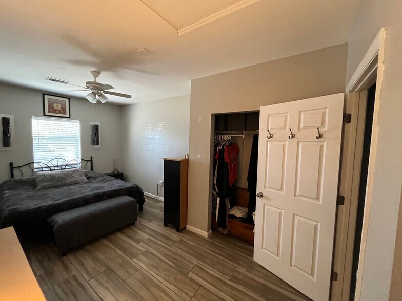 Primary room closet view - 1833 Lombardy Dr
