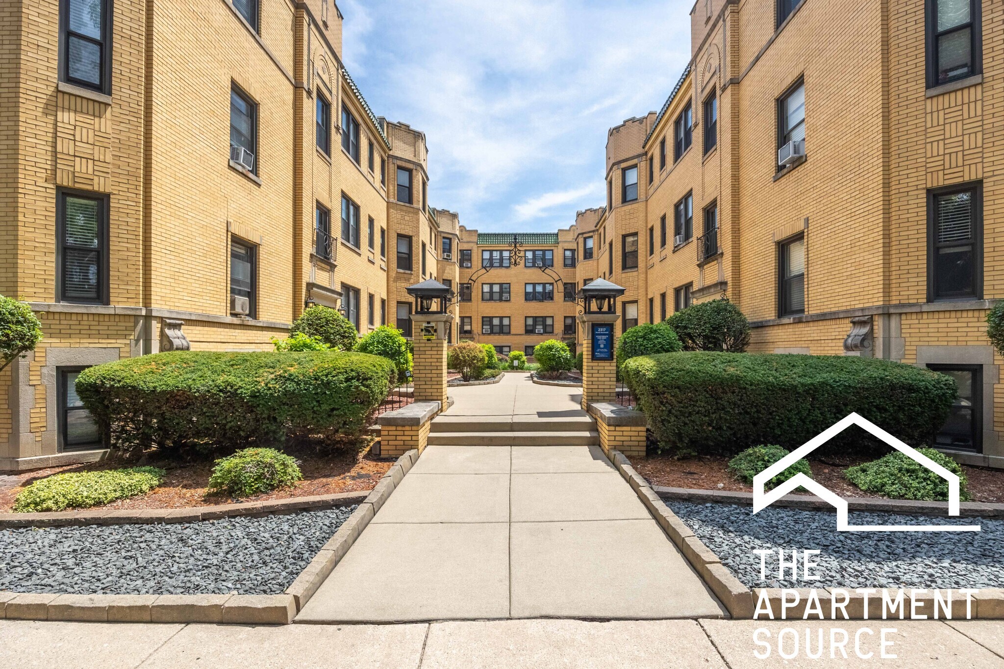 Building Photo - 2620 N Rockwell St