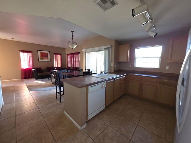 Building Photo - 3820 Juno Beach St