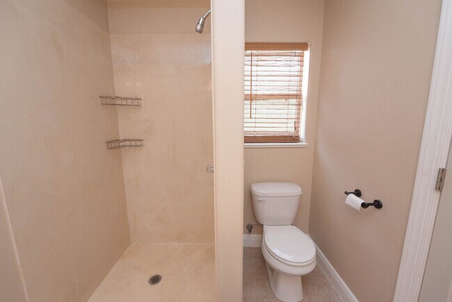 Building Photo - Brackenwood subdivision