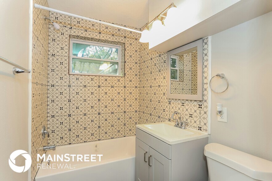 Building Photo - 5029 Fredericksburg Ave