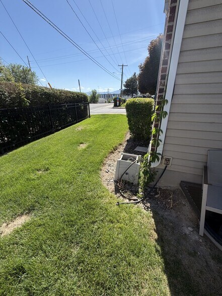 Building Photo - 4797 Huntly Dr