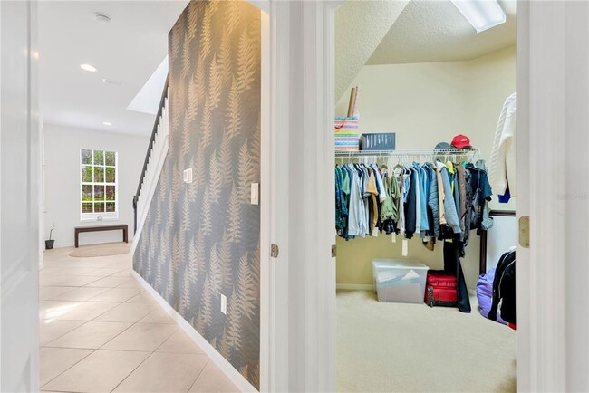 Building Photo - 8307 Manor Club Cir