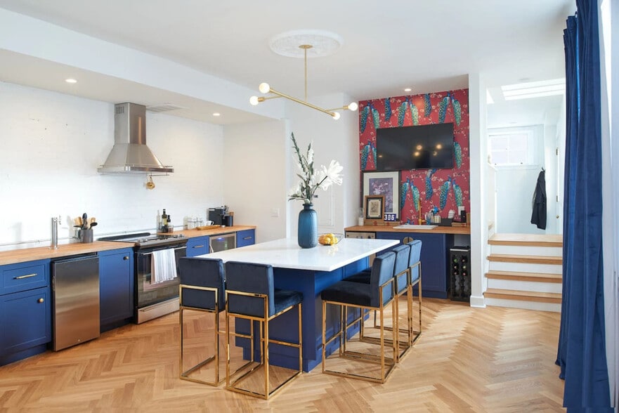 Building Photo - 306 Grear Alley