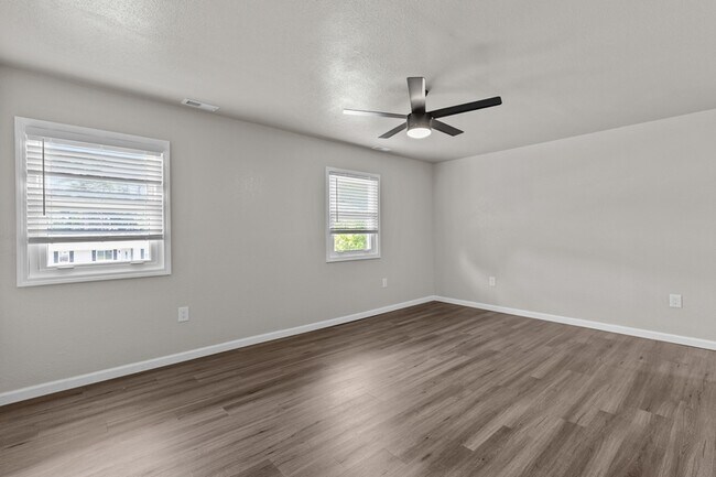 Building Photo - 1408 Quiet Ct