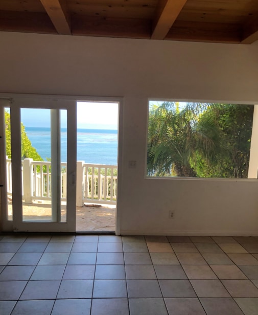 Building Photo - 6579 Del Playa Dr