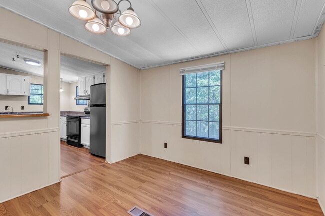 Building Photo - 234 Mill Pond Rd