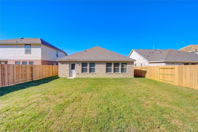 Building Photo - 5419 Tourmaline Wy