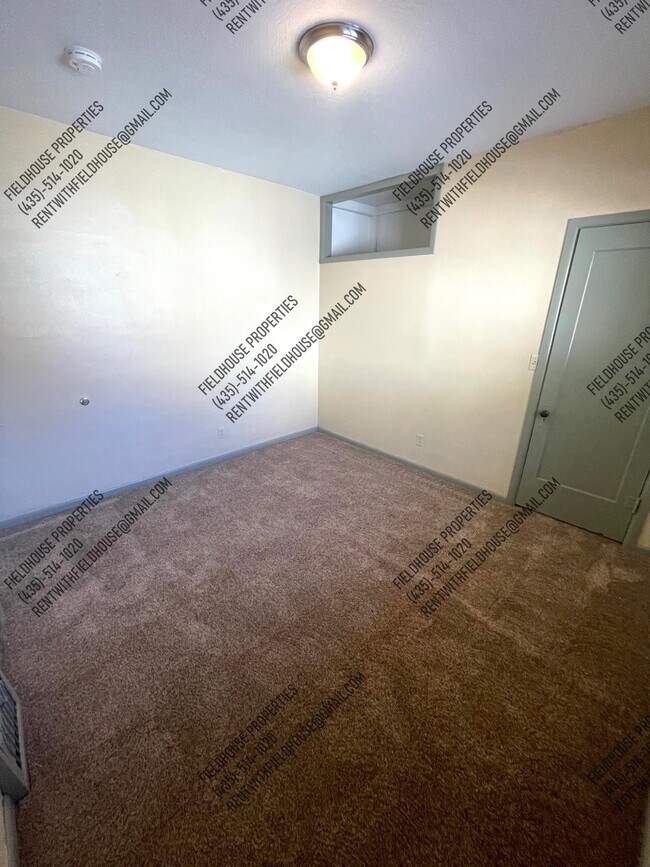 Building Photo - 357 N 200 E
