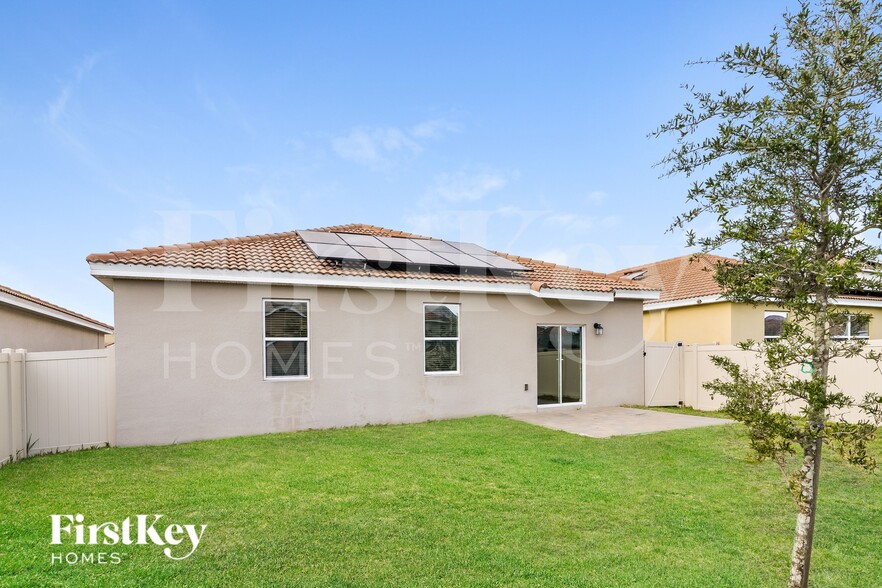 Building Photo - 1320 Oak Crest St