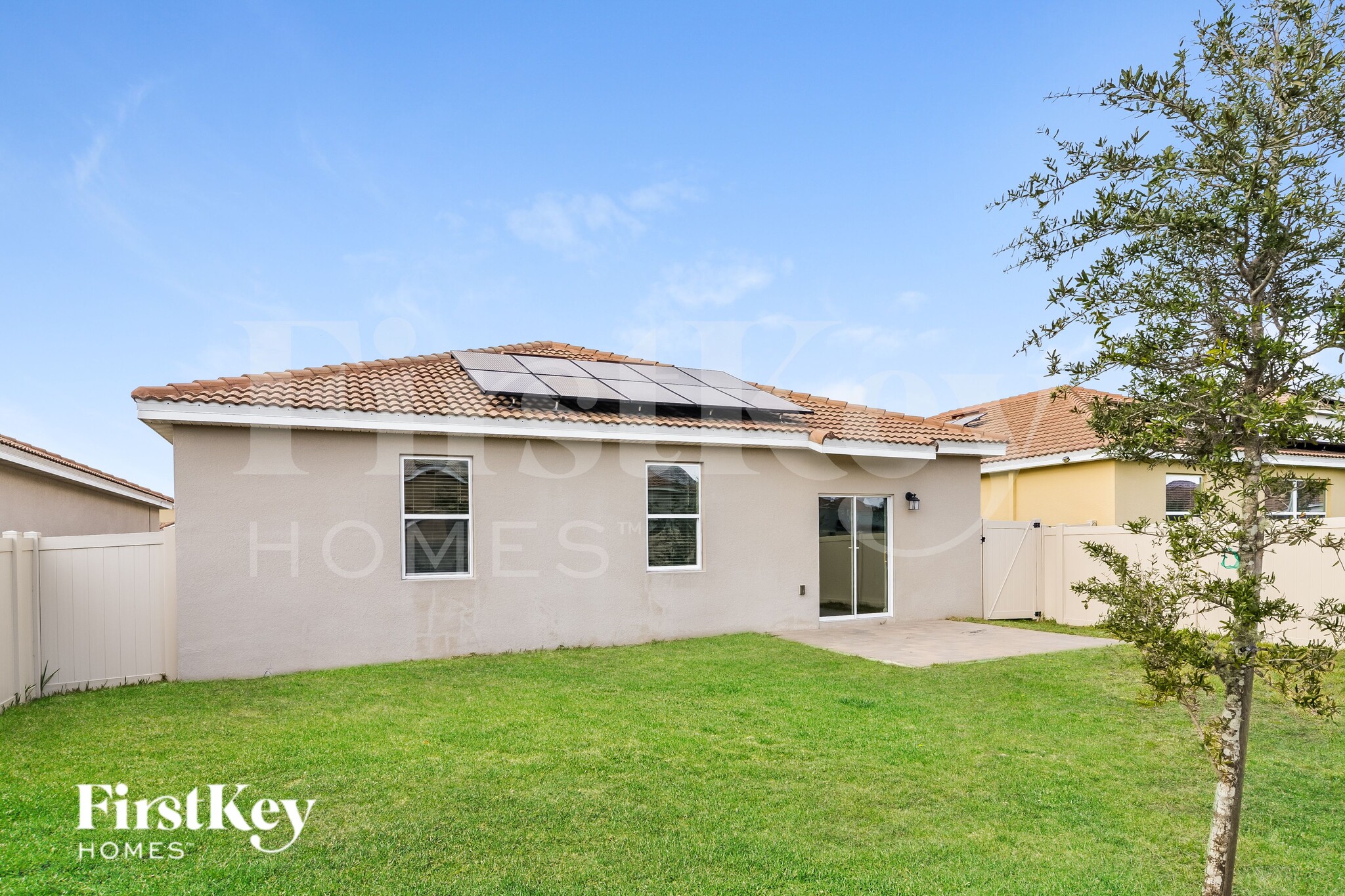 Building Photo - 1320 Oak Crest St