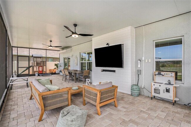 Building Photo - 33773 Jasper Stone Dr