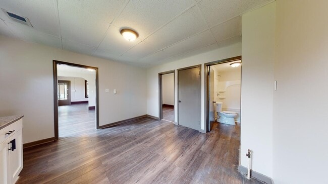 Building Photo - Cudell Area - 4 Bedroom Single Family Home