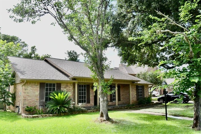 Building Photo - 3543 Tamarisk Ln