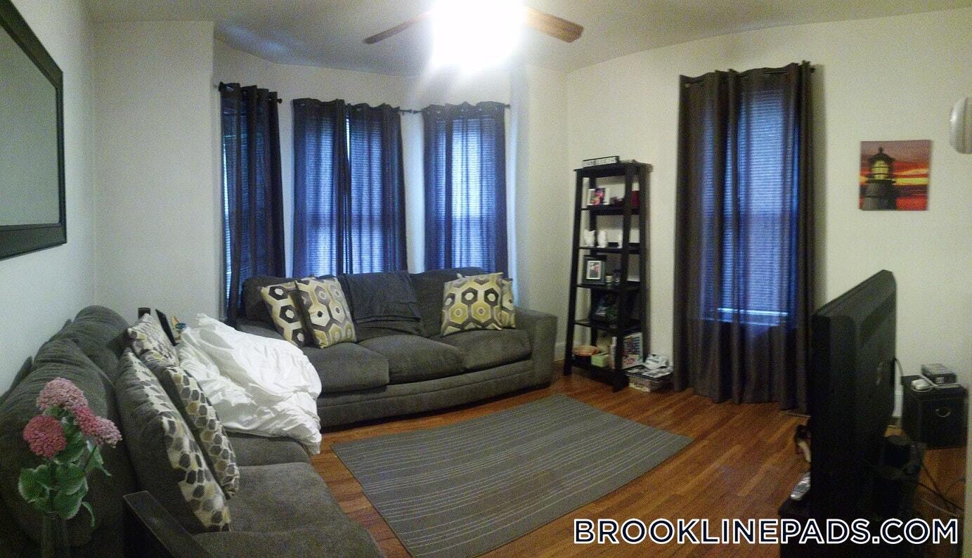 Building Photo - 214 Freeman St