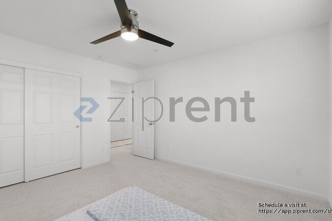 Building Photo - 202 Martos Ct