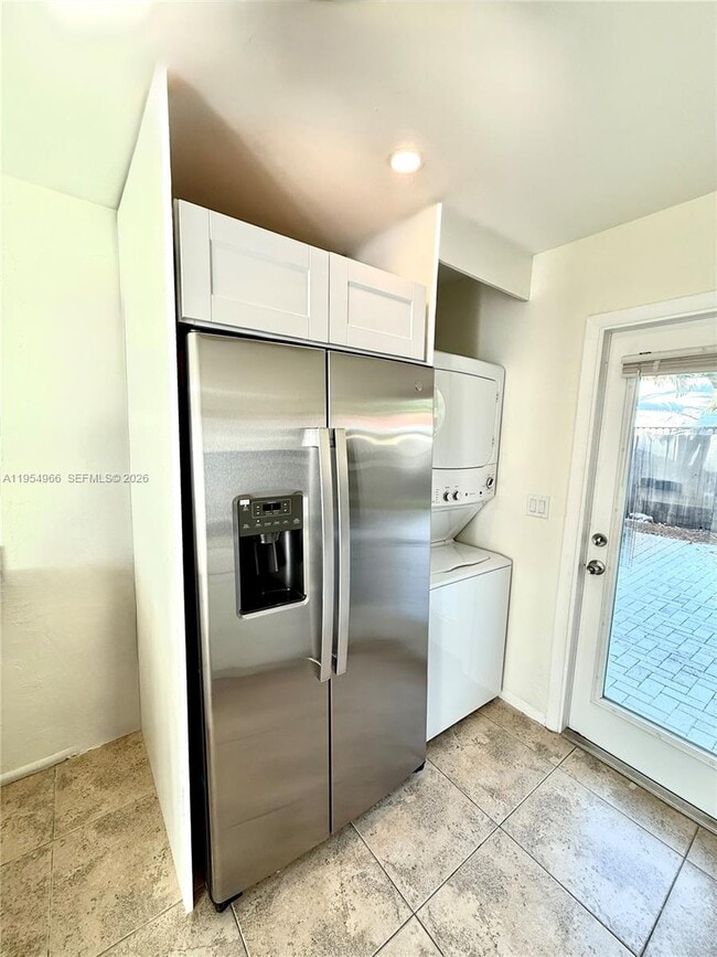 Building Photo - 1513 NE 30th Ct