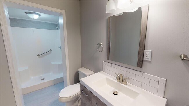 Building Photo - 1170 Josephine Ave