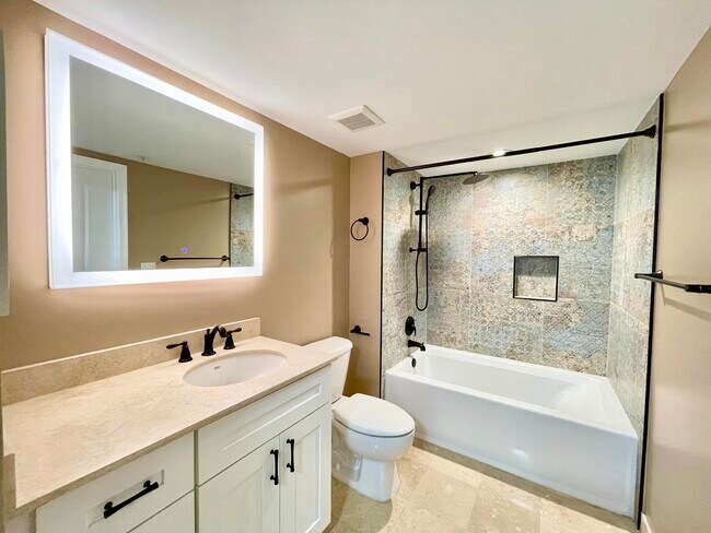 Building Photo - 99 SE Mizner Blvd