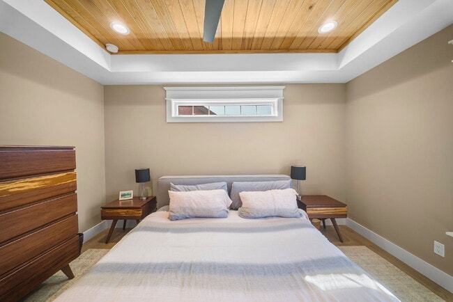 Building Photo - Fully Furnished | Asheville Area
