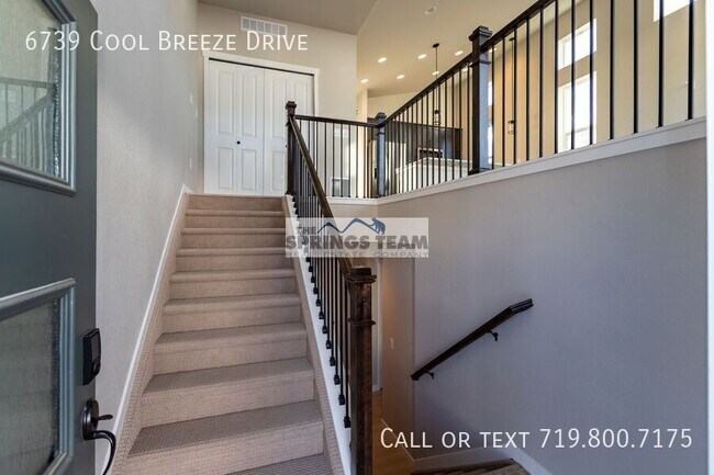 Building Photo - 6739 Cool Breeze Dr