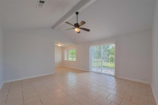 Building Photo - 7926 Jonquil Dr