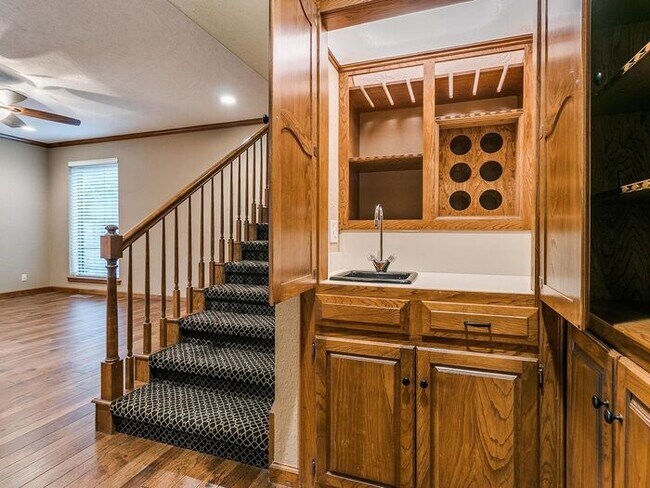 Building Photo - *Rare Find* Stunning Brookhaven 4 Bed 2.5 ...