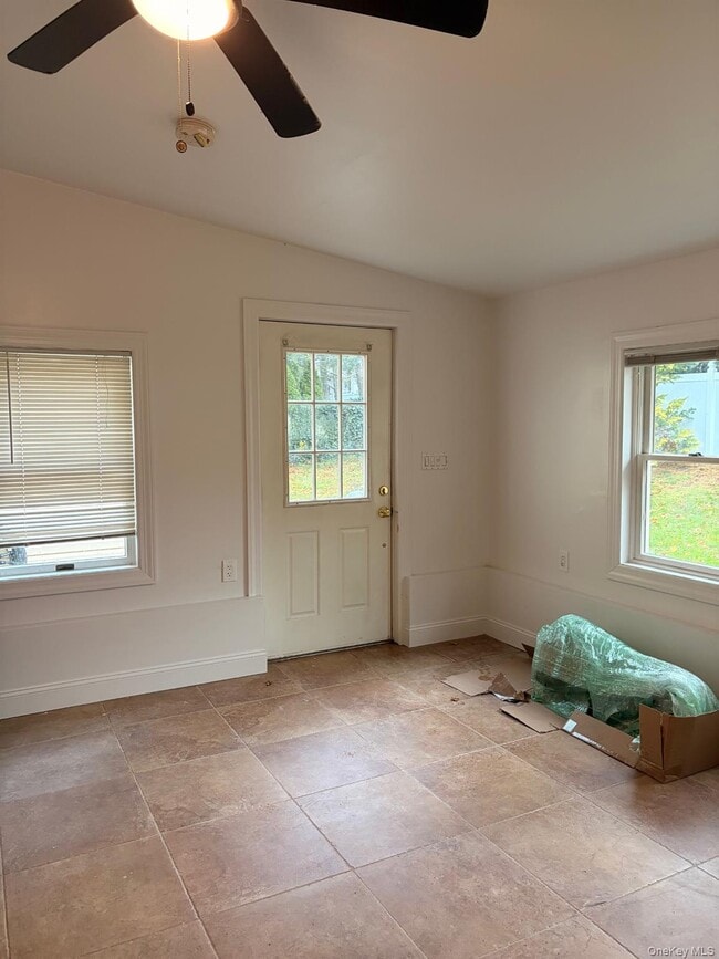 Building Photo - 1 Gilford Ct