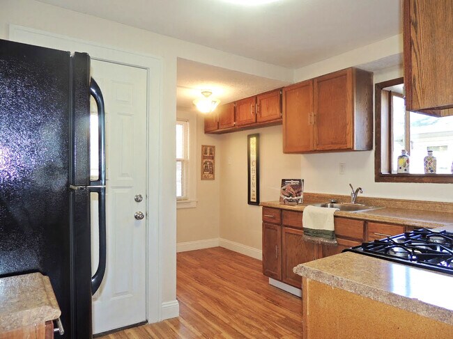 Building Photo - 978 Pembrook Rd
