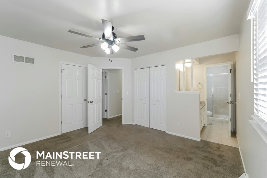 Building Photo - 813 NE 113th Terrace