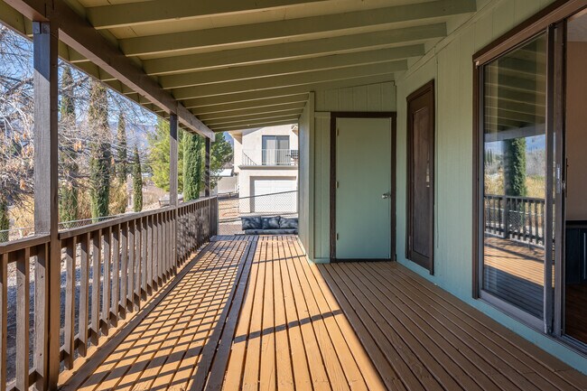 Back patio 2 - 887 E Peila Ave